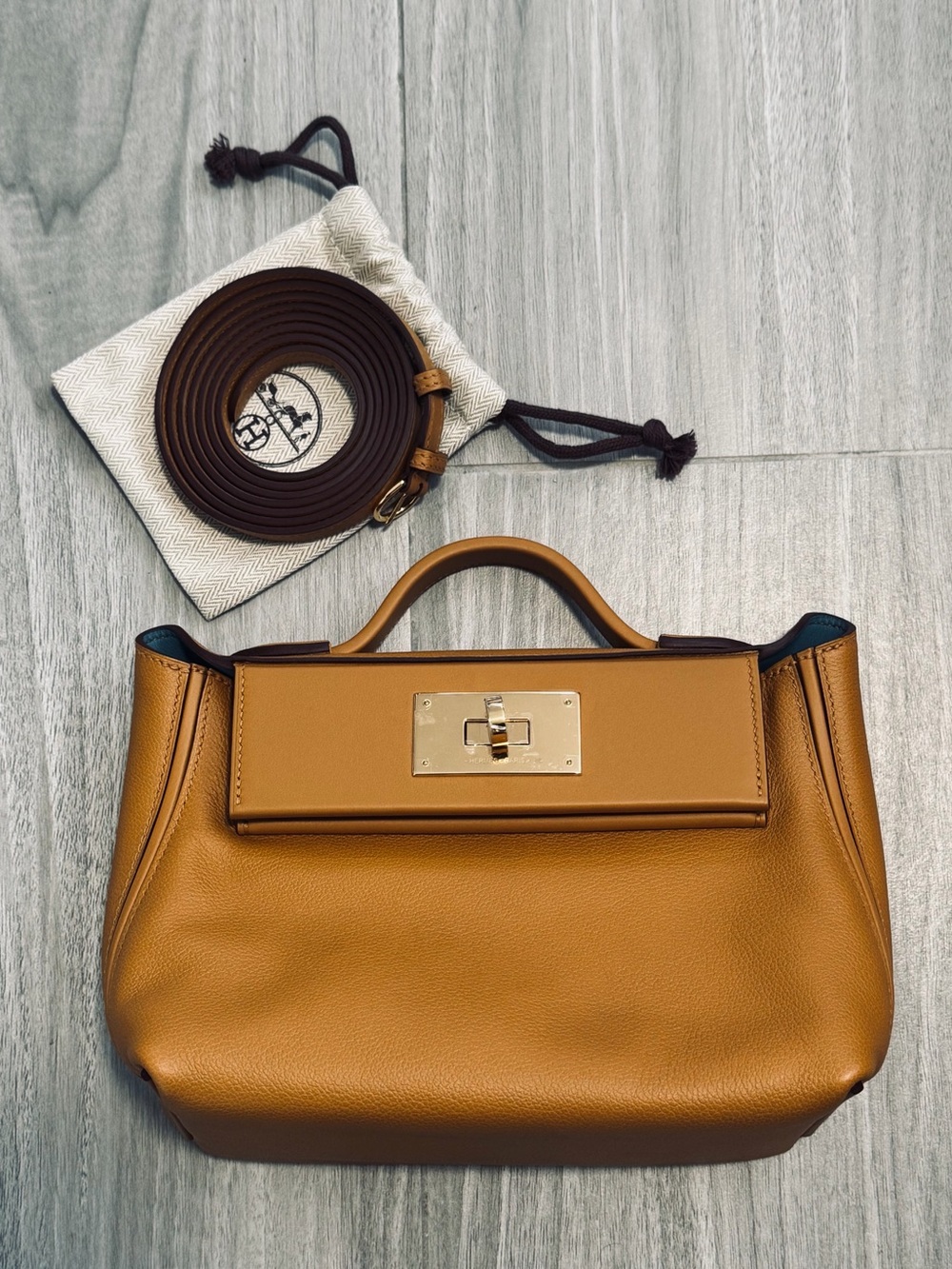 HERMES***100% authentic 24/24 Mini Caramel/ Denim***NIB $10,500 + TAX - Picture 2 of 7